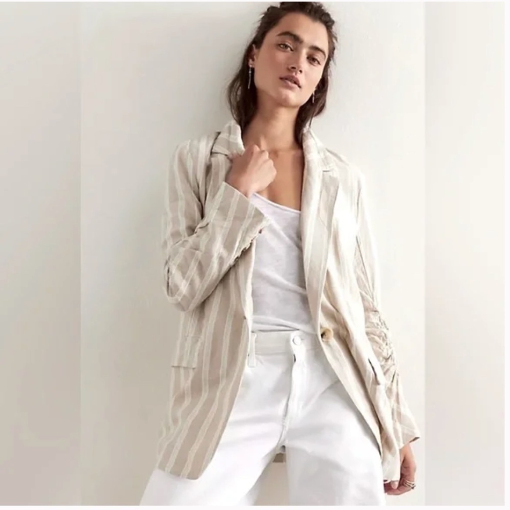 Free People Fern Linen Blend Blazer Ruched Sleeves in Dusty Beige Size Small